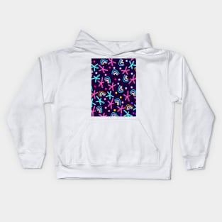 Black rainbows and pink flowers pattern Kids Hoodie